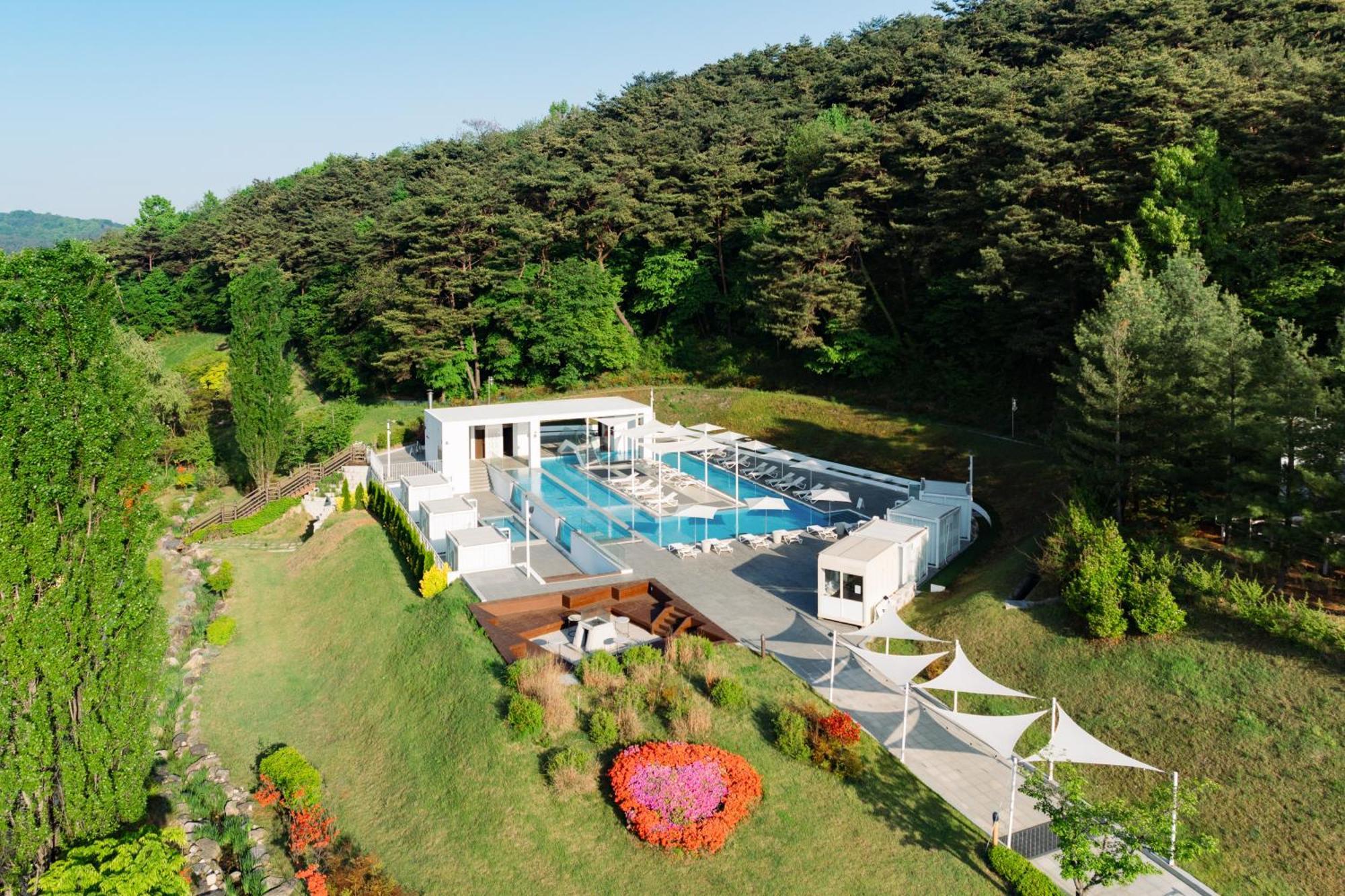 โรงแรมเดอะสวีทส์ นัมวอน Namwon ภายนอก รูปภาพ
